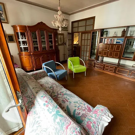 Casa Ave * Viareggio